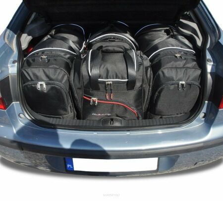 Laguna Hatchback