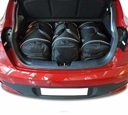 Rio Hatchback