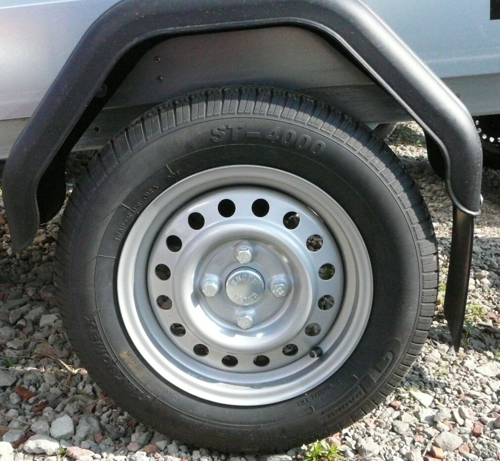 ZASŁAW Koło zapasowe R13 155/70 rosava